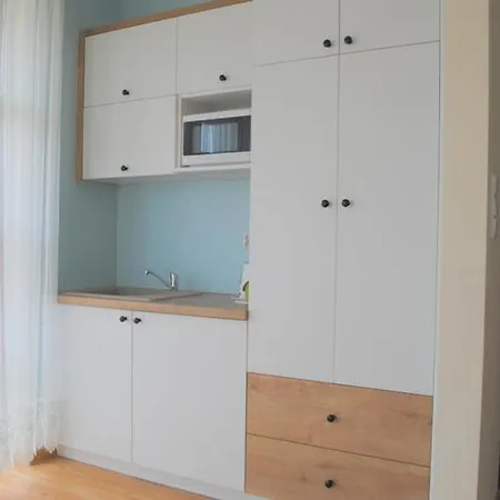 Jaskolka Проживание в семье