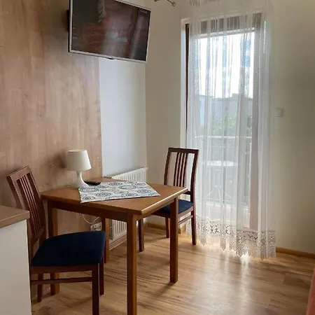 Jaskolka * Владыславово