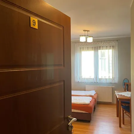 Jaskolka * Władysławowo