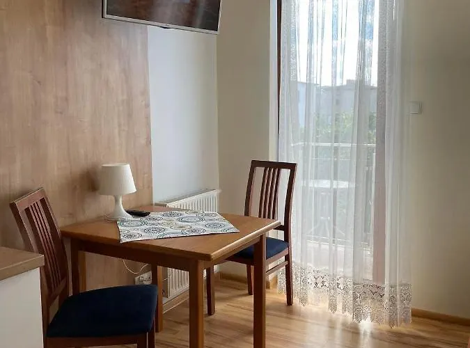 Jaskolka * Władysławowo