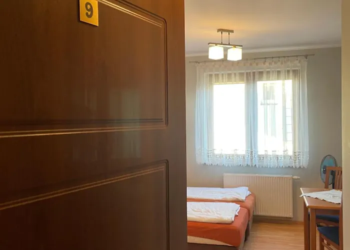 Jaskolka * Władysławowo