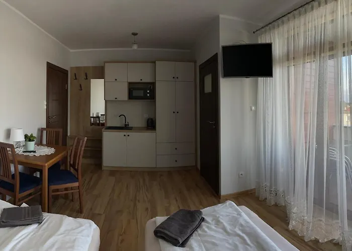 Jaskolka 民宿 Władysławowo