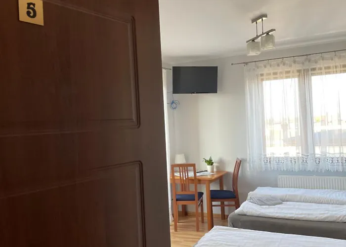 Jaskolka * Władysławowo