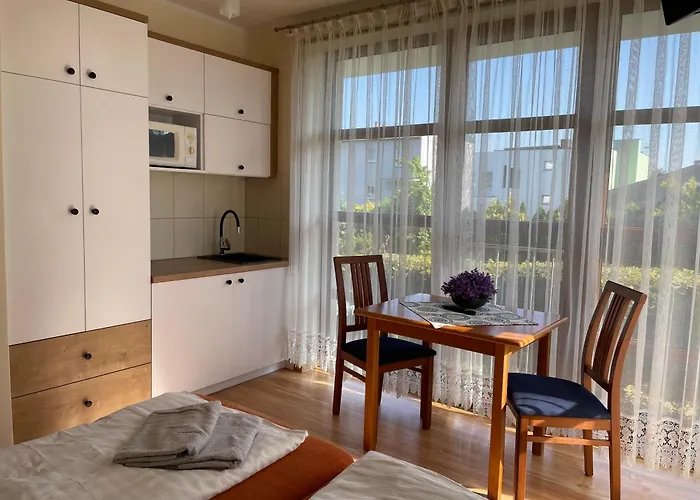 Jaskolka * Władysławowo